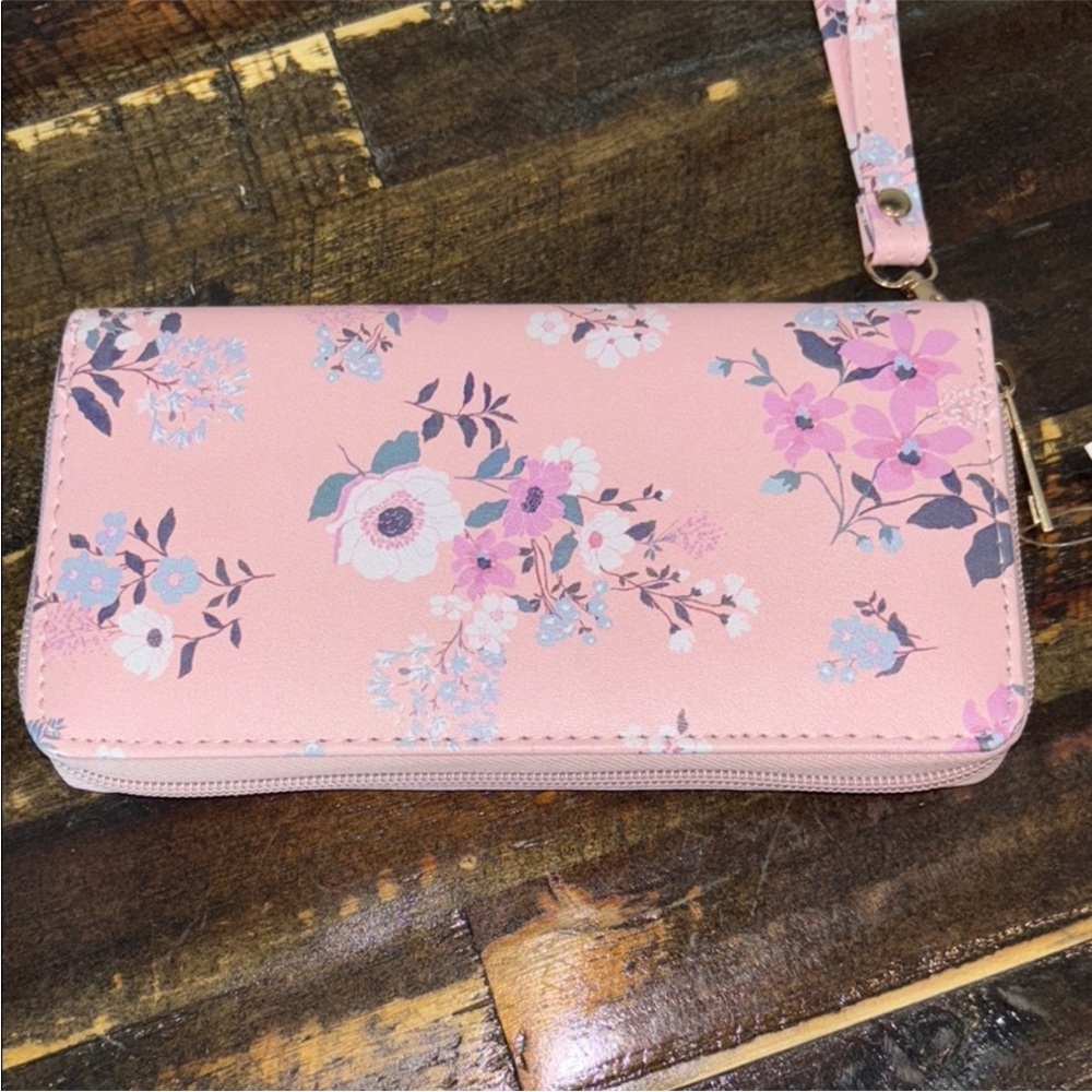 Clutch Wristlet Pink and White Floral Pattern with Zipper Closure NWOT - Picture 2 of 7